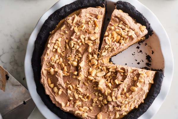 No-Bake Peanut Butter Pie with Chocolate Whipped Cream