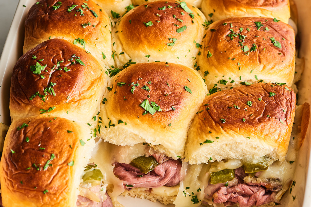 Philly Cheesesteak Hawaiian Roll Sliders Are a Brilliant Big-Batch Meal