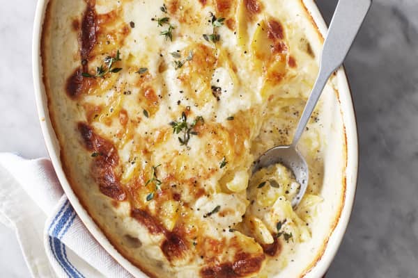 Dauphinoise Potatoes Are the Cheesy French Side Dish You'll Want to Make ASAP