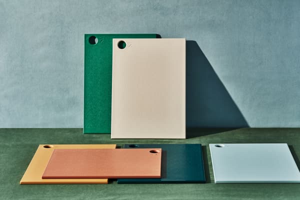 Our Favorite Plastic Cutting Boards Now Come in 3 New, Summery Colors