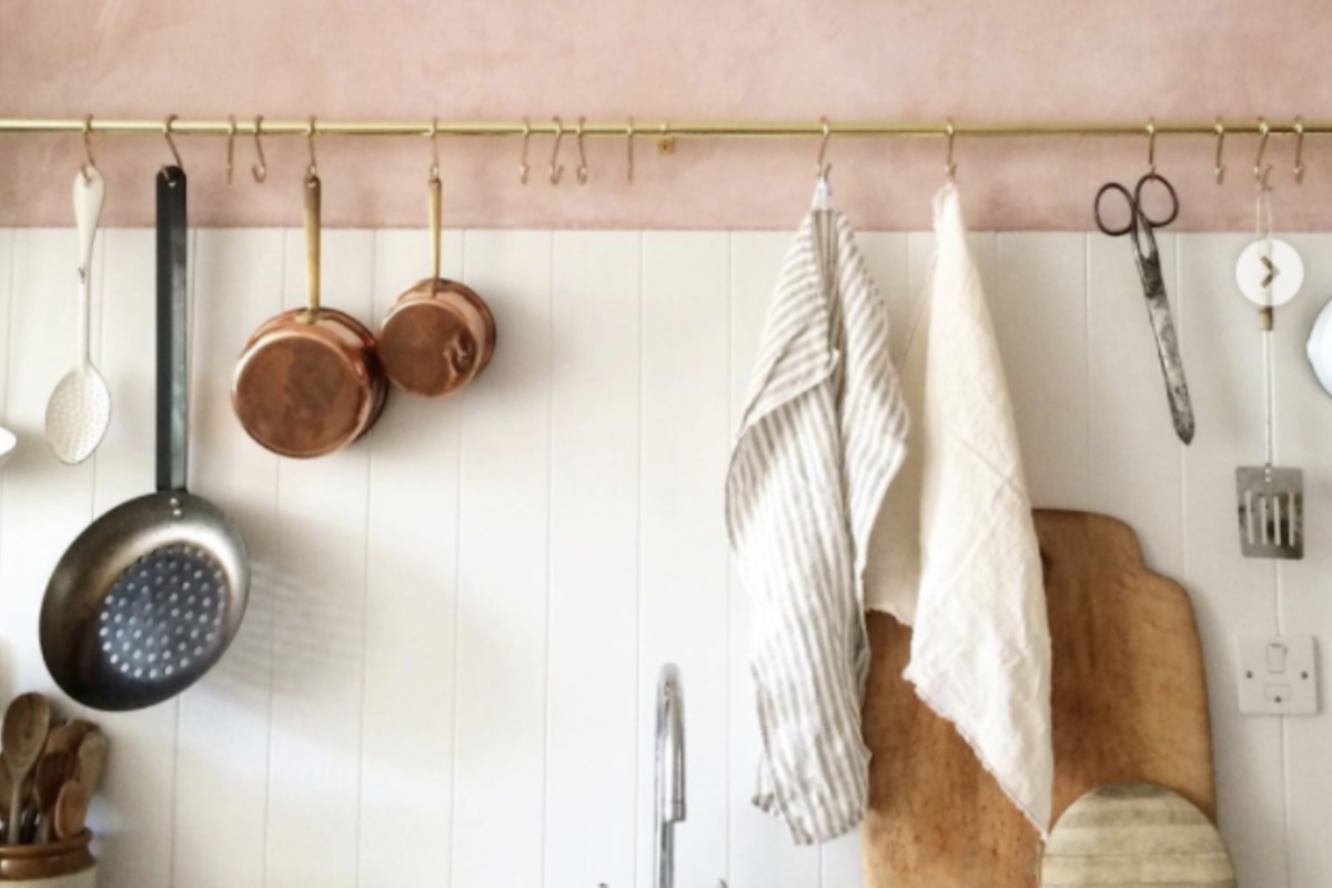 The Old-School Way of Storing Pots and Pans That's Totally Back in Style