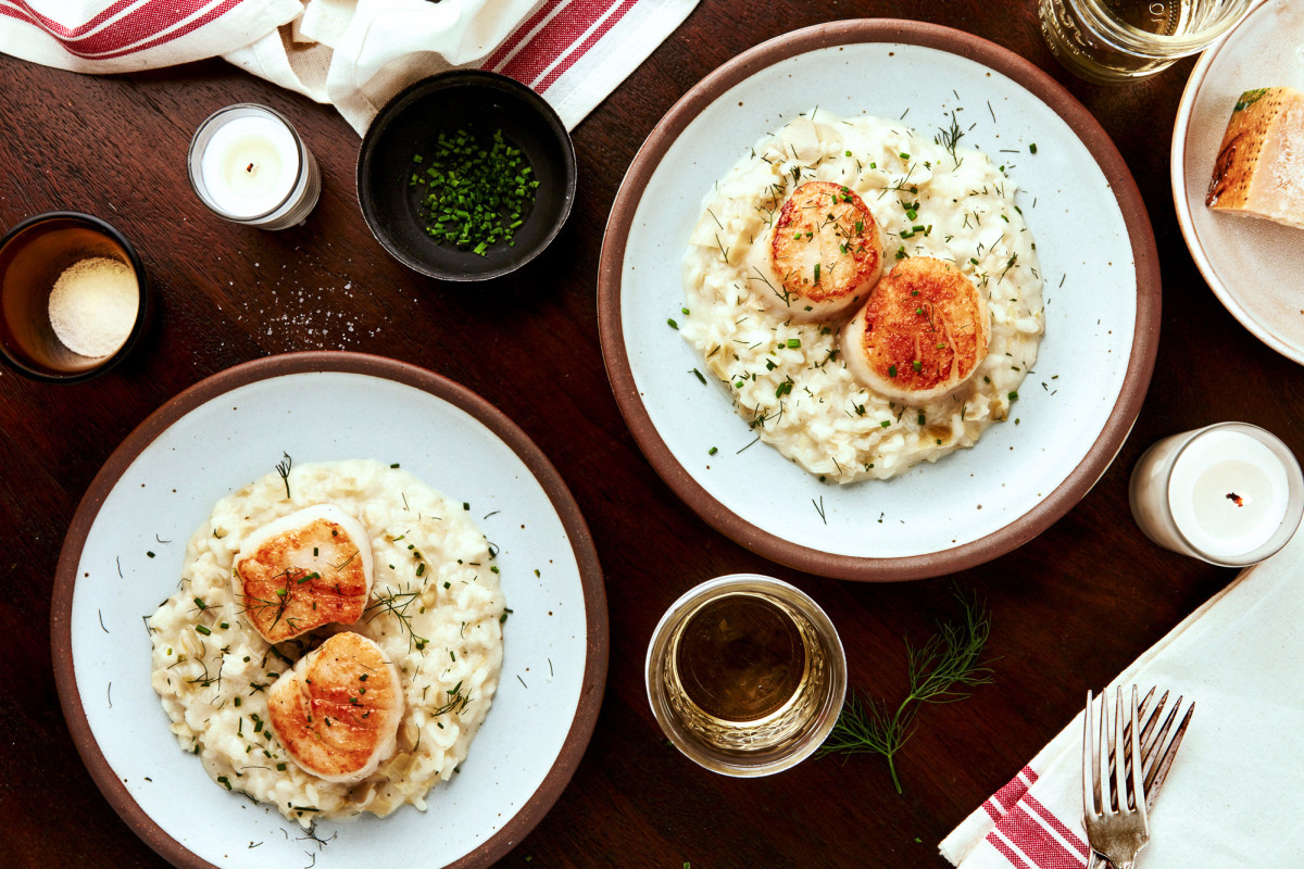 Creamy Artichoke Risotto with Seared Scallops Is the Ultimate Date-Night Dinner