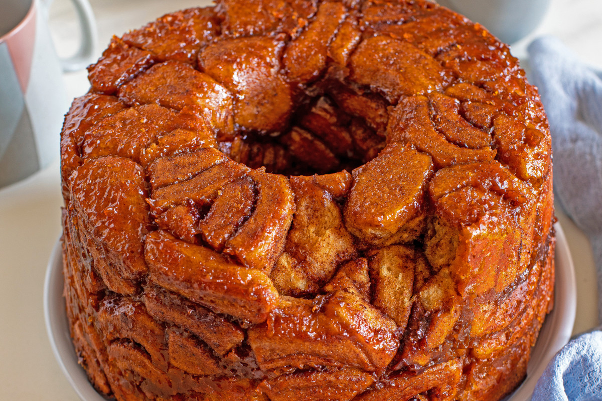 Transform a Can of Cinnamon Rolls into Pumpkin Chai-Spiced Monkey Bread