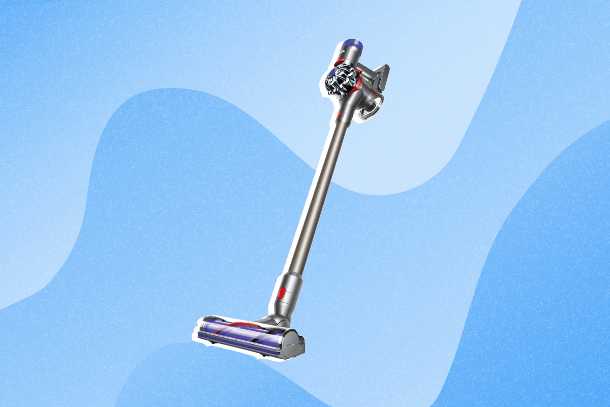 PSA: One of Dyson's Most Popular Stick Vacuums Is $100 off Right Now