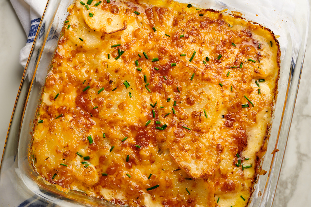 Instant Pot Scalloped Potatoes Are Creamy, Cheesy, and Ready in 30 Minutes