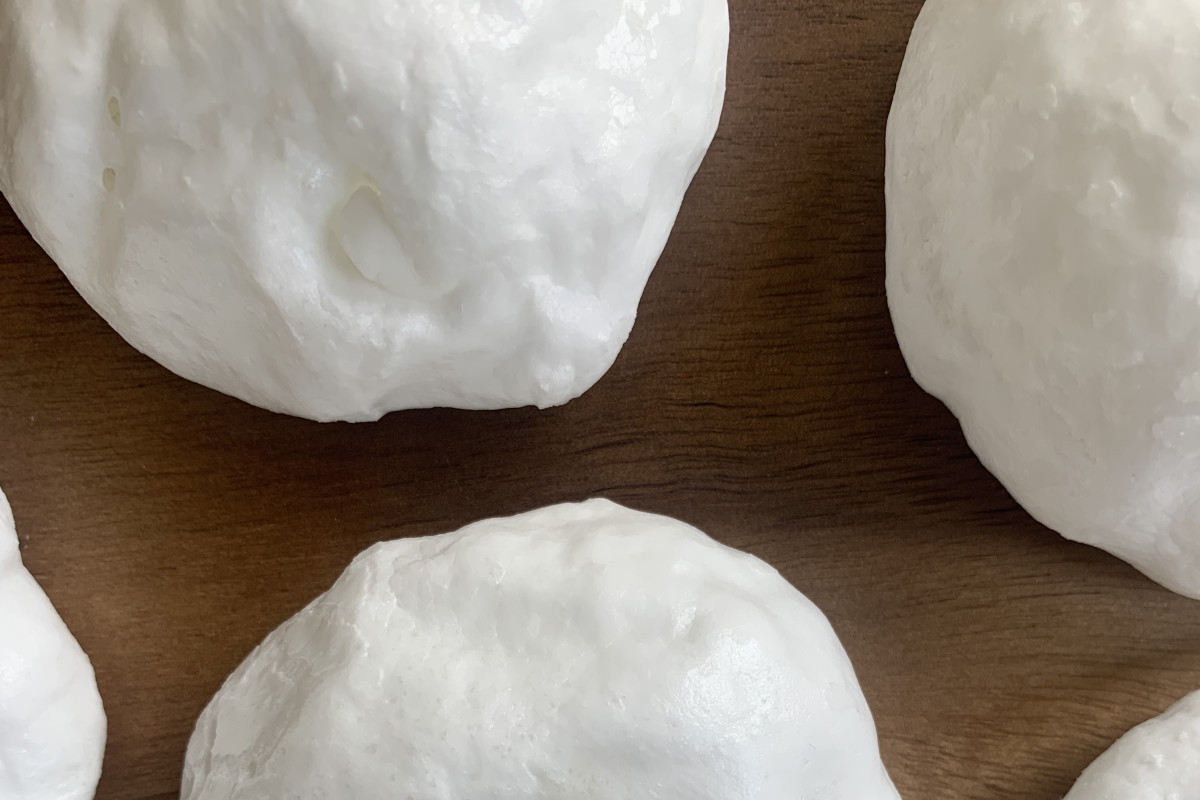 I Tried the Trick for Making Meringues in 40 Seconds, and It Honestly Blew Me Away