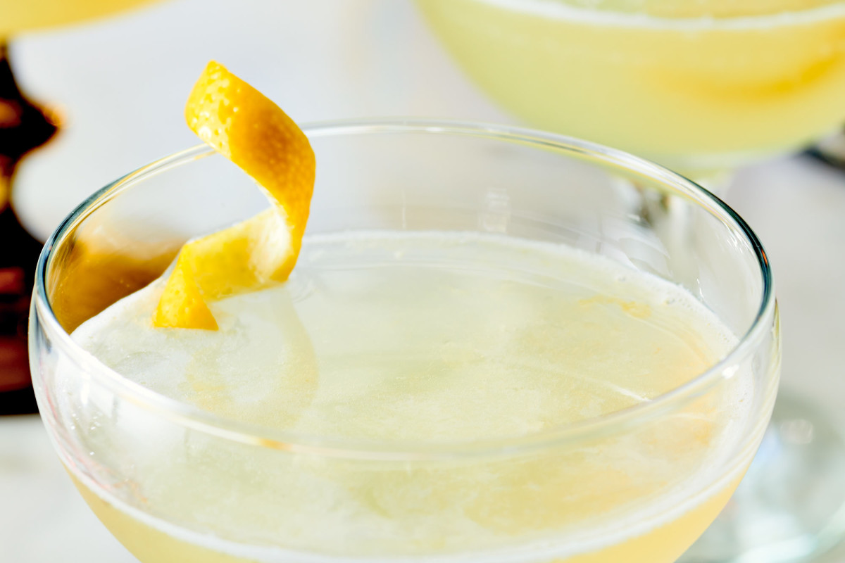 This Classic 3-Ingredient Gin Cocktail Is Easy to Make and Easier to Sip