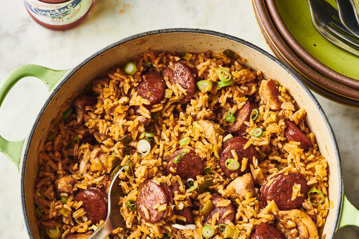 This Endlessly Comforting Jambalaya Is the Ultimate One-Pot Meal