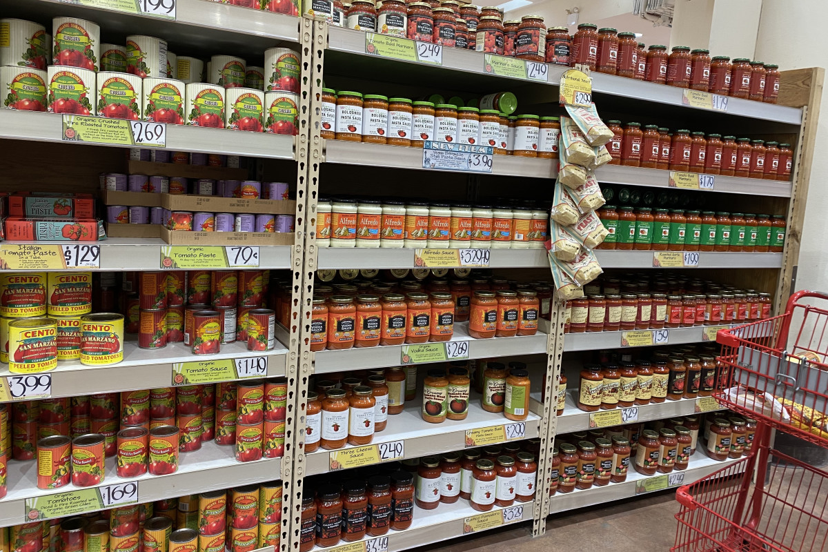I Tried Every Single Jarred Pasta Sauce at Trader Joe's — These Are the Ones I'll Buy Again