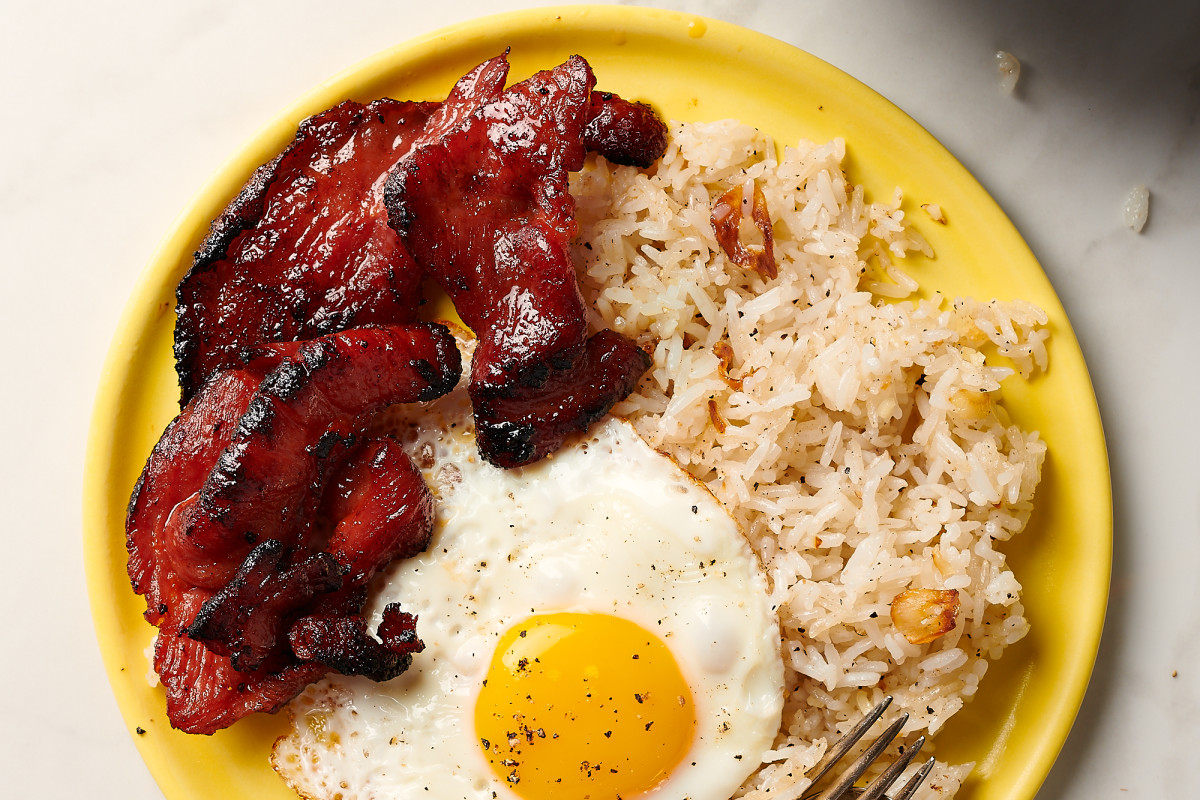 3-Ingredient Filipino Garlic Fried Rice