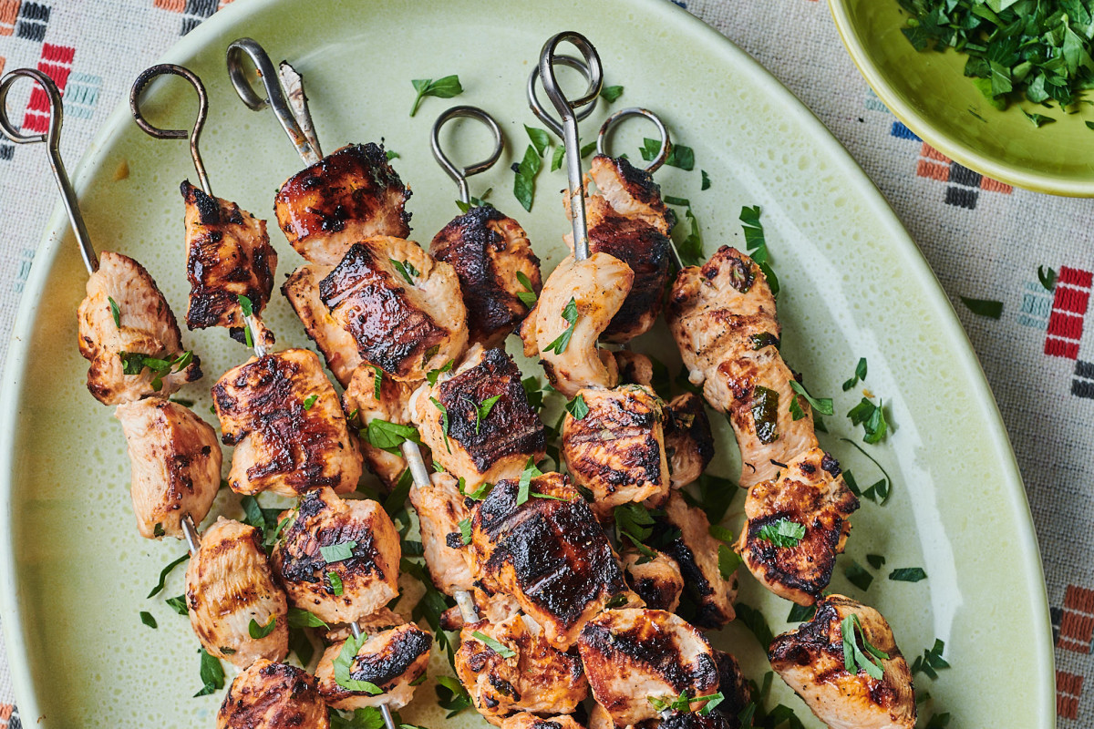 How to Make Tender Grilled Chicken Kebabs