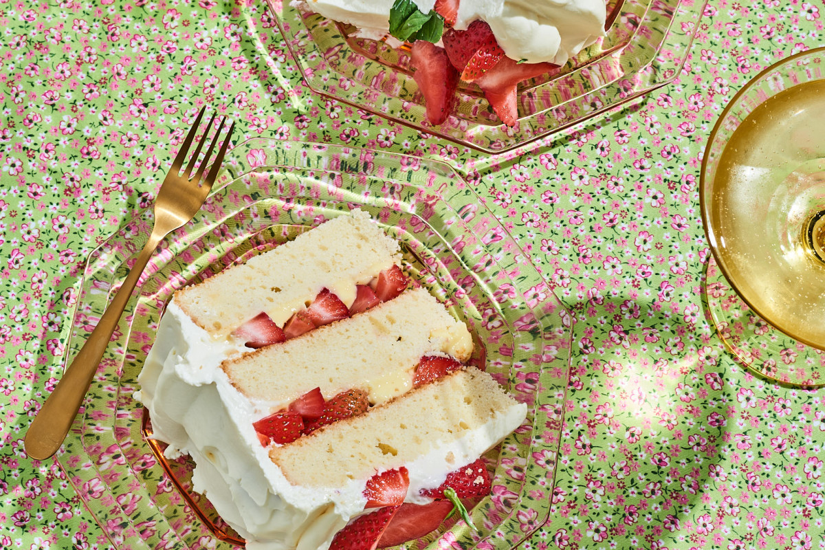 Strawberry Cassata Cake Is So Good, Both My Mom and Sister Had It at Their Weddings Strawberry Cassata Cake Is So Good, Both My Mom and Sister Had It at Their Weddings