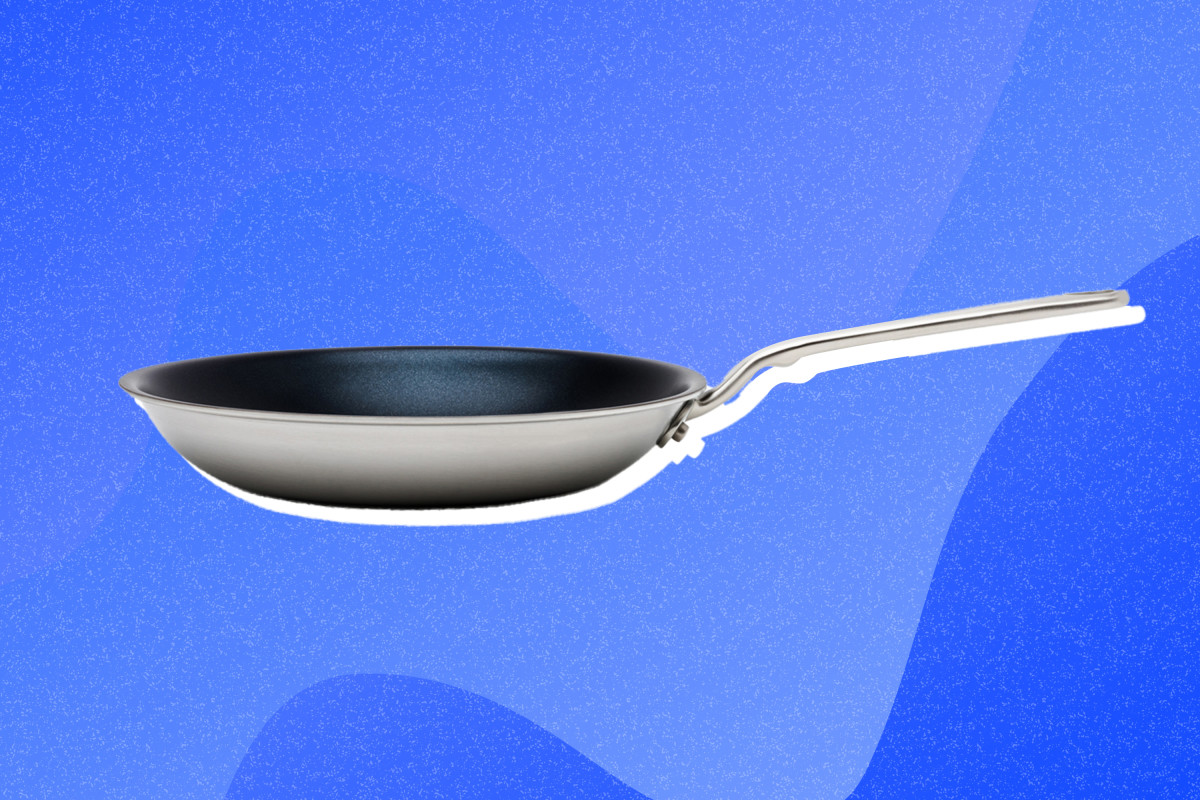 This Editor-Loved Fry Pan from One of Our Favorite Small Brands Is Back in Stock