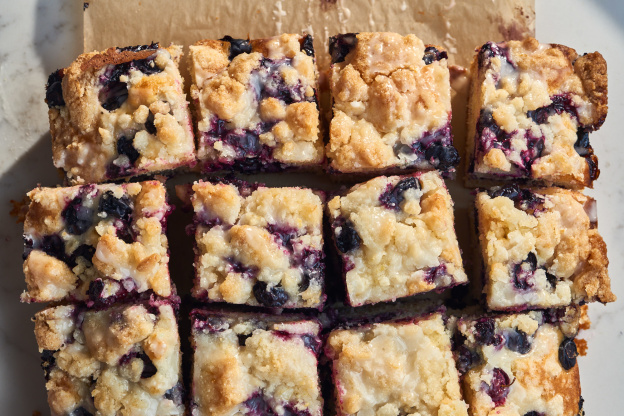 THE Classic Blueberry Buckle