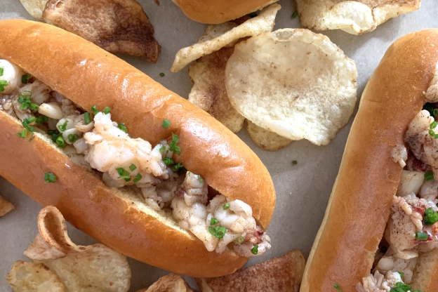 These Restaurant-Inspired Lobster Rolls Have a Smart Secret Ingredient