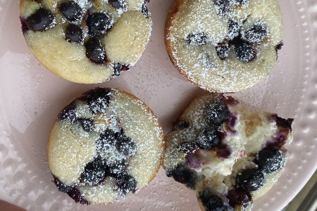 Blueberry Cream Cheese Pancake Bites Are the Make-Ahead Breakfast You Need Right Now