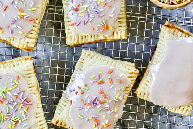 You've Got to Try These Homemade Strawberry Pop-Tarts