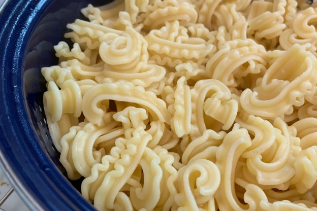 I Waited 8 Weeks to Try This New Pasta Shape — And It Did Not Disappoint