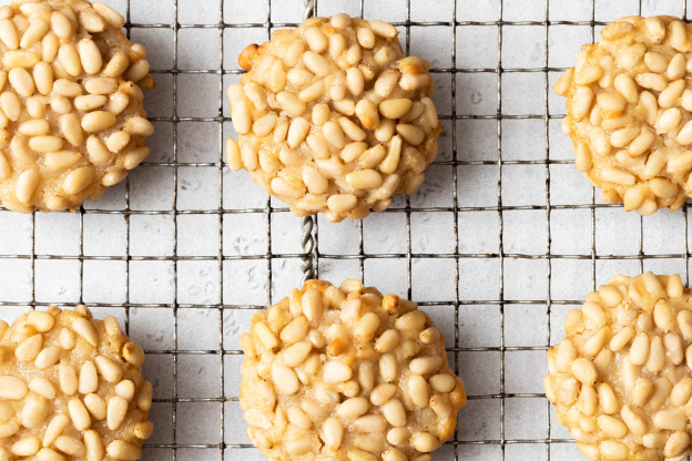 These 5-Ingredient Italian Cookies Are the Perfect After-Dinner Treat