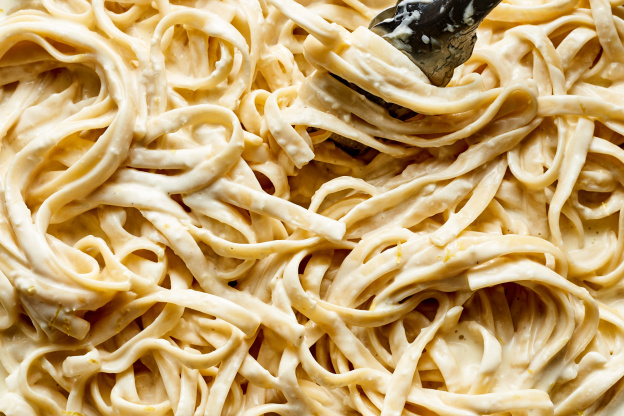 I Tried Giada's Secret-Ingredient Alfredo Sauce (and I Can't Stop Eating It)