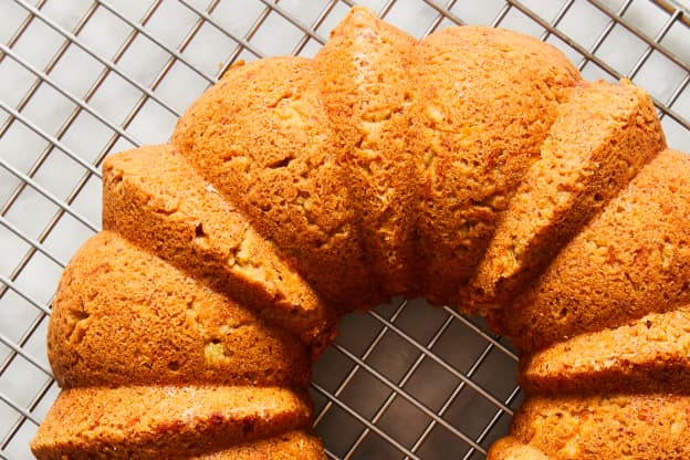 This Carrot Ring Doubles as Dinner and Dessert During Passover