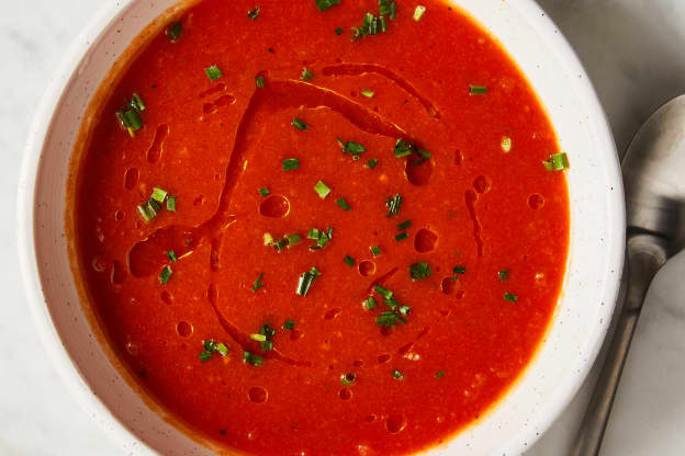 Serious Eats' Lightning-Fast Tomato Soup Is Made Creamy Without Cream