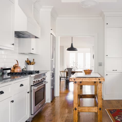 Le Creuset's Signature Saucepan Is the Ultimate Meal Prep Superhero