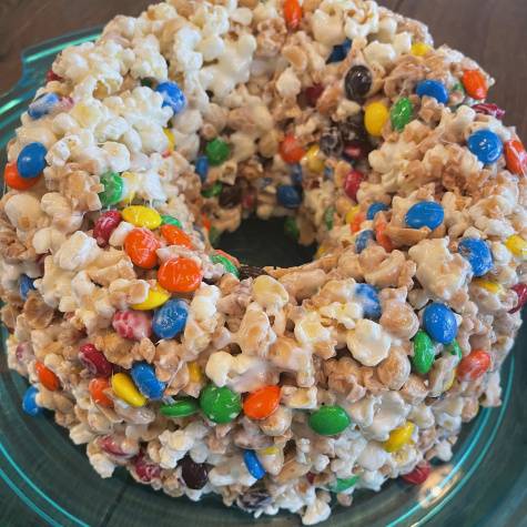 I Tried the Super-Easy Popcorn Cake Recipe and It's So Good, I Can't Stop Eating It