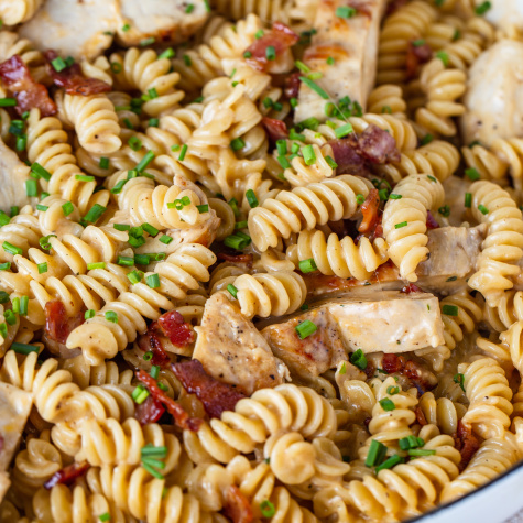 Chicken Bacon Ranch Pasta Is Our New Favorite Weeknight Dinner
