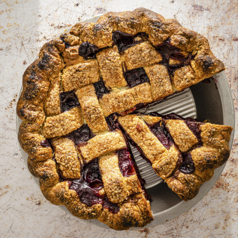 This Peach Blueberry Pie Is the Ultimate Fruity Pastry