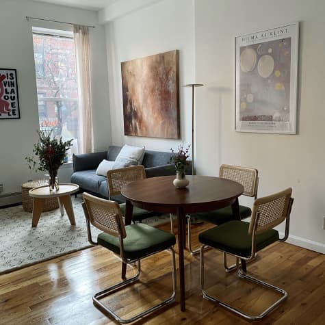 This Cozy and Warm 500-Square-Foot Brooklyn Apartment Was Furnished from Scratch
