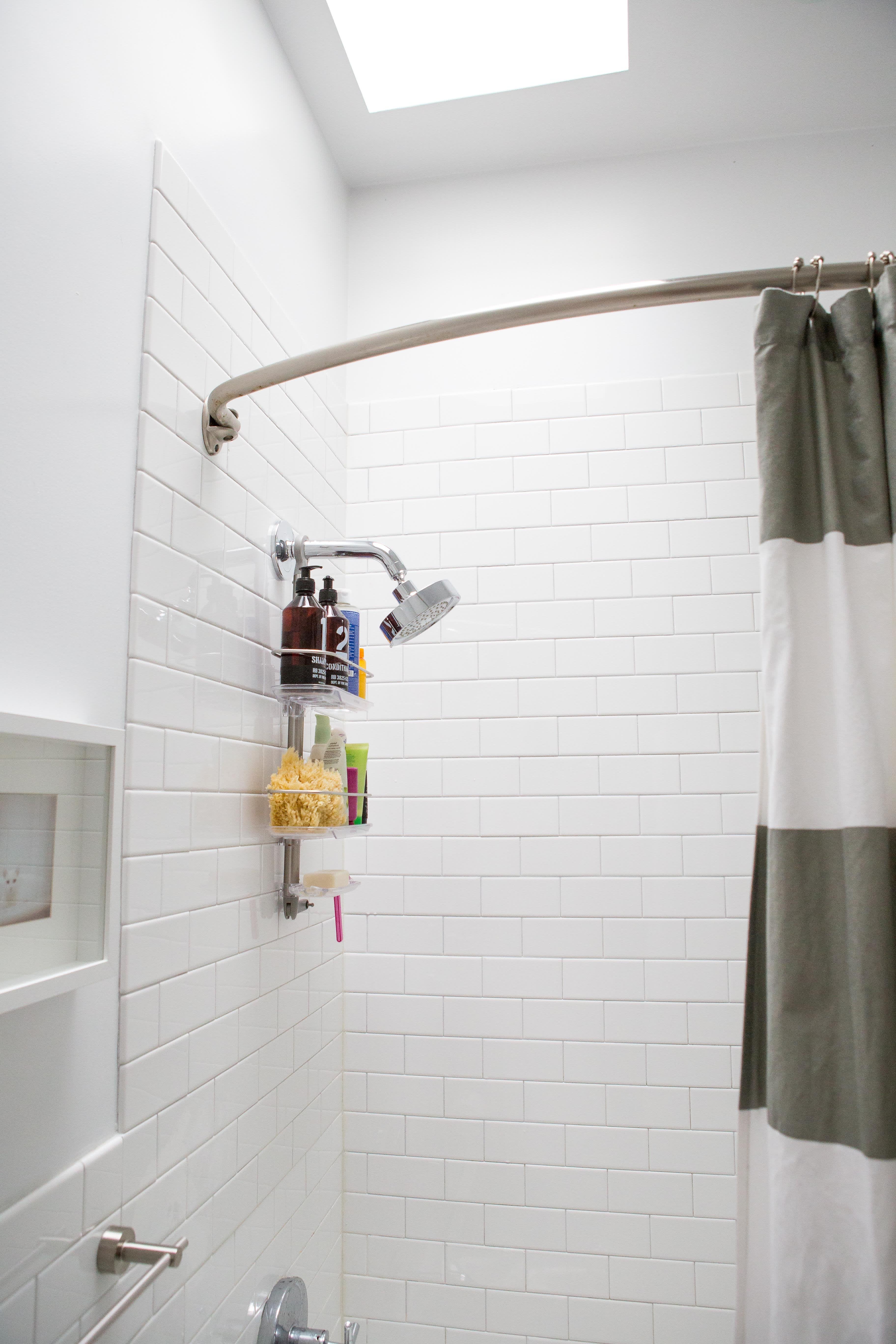 6 Tips To Keep Your Bathroom Mold-Free - Umbel Organics