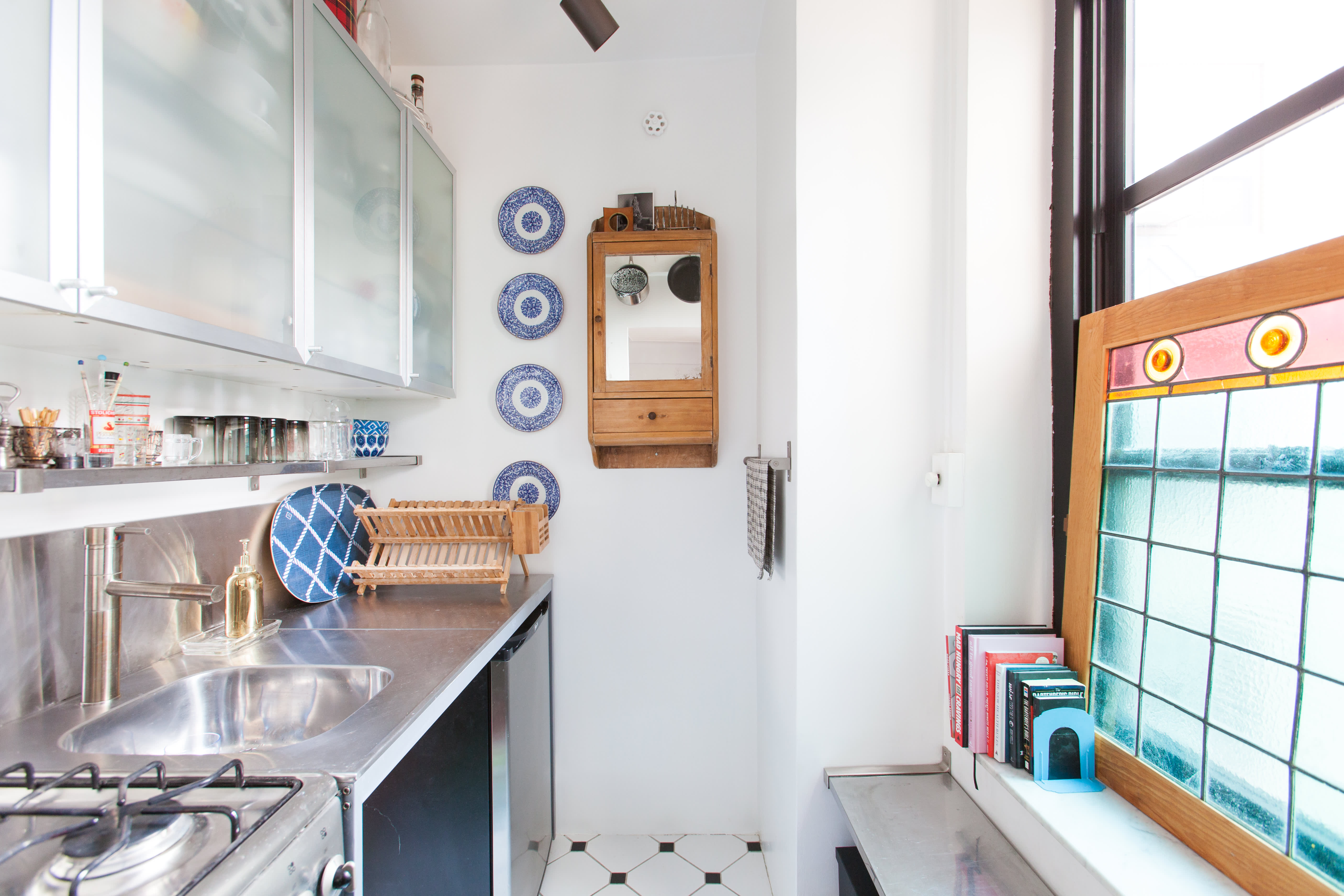3 Tips from a Microbiologist That Will Change the Way You Think About “Clean”