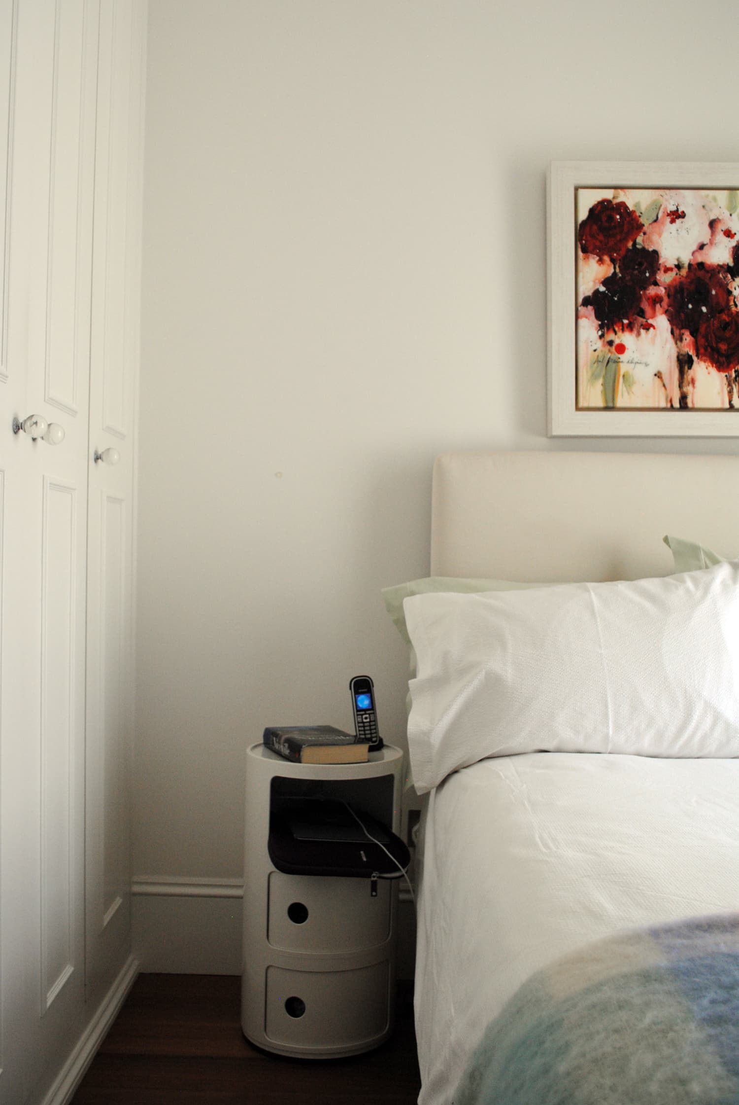 10 Electric Blankets Worth Snuggling Up To | Apartment Therapy