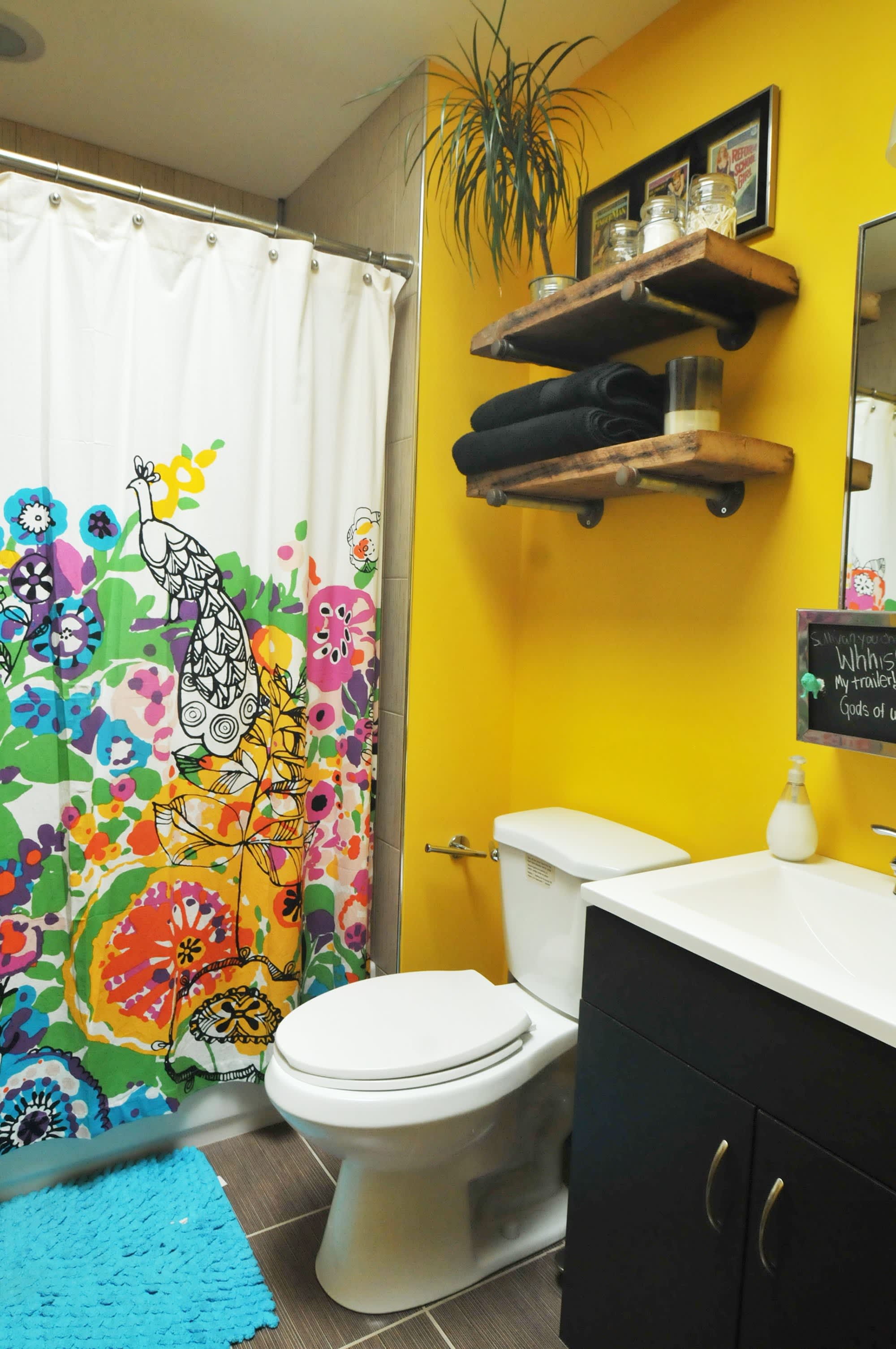 yellow bathroom color ideas