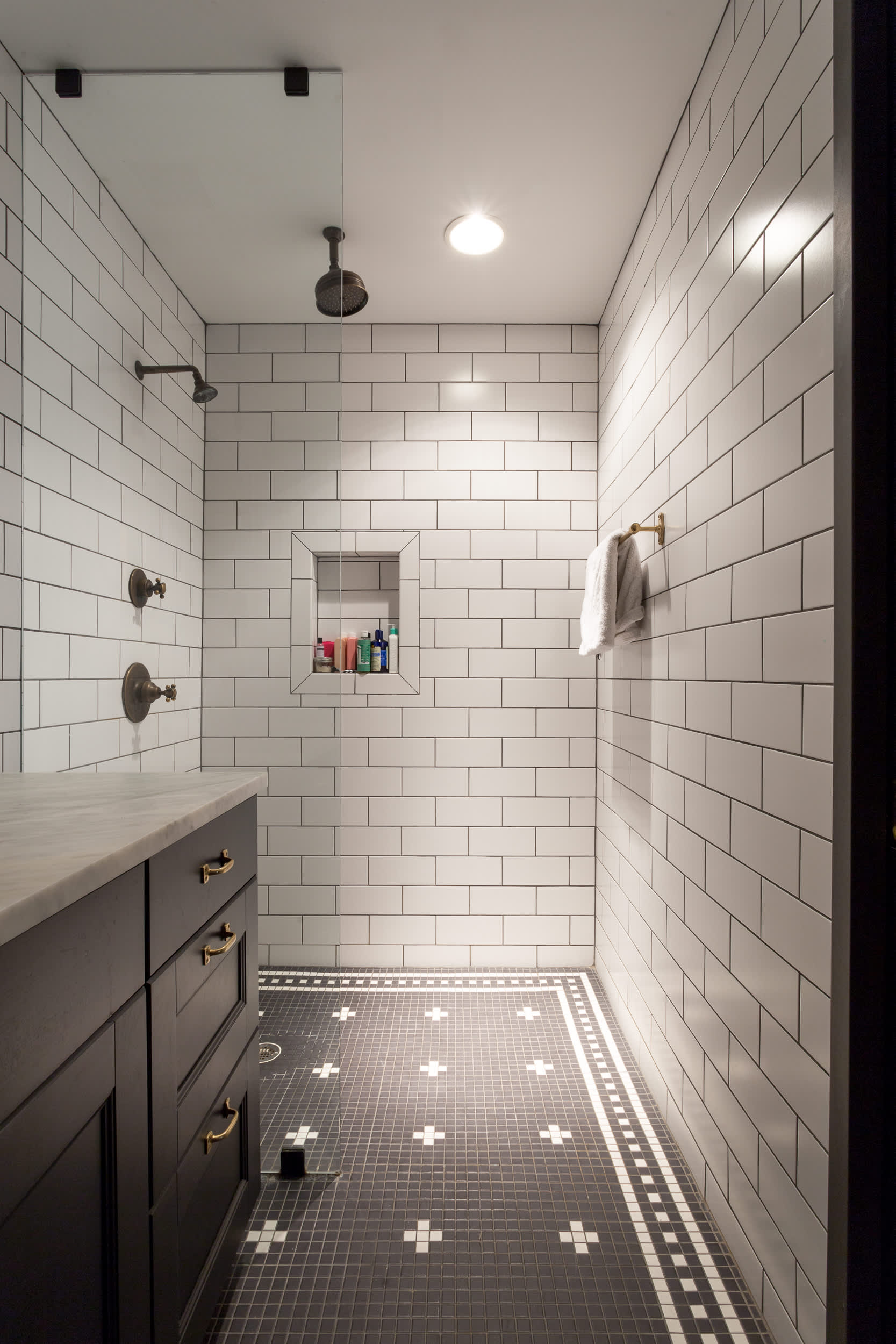 The Pros and Cons of a Walk-In Shower