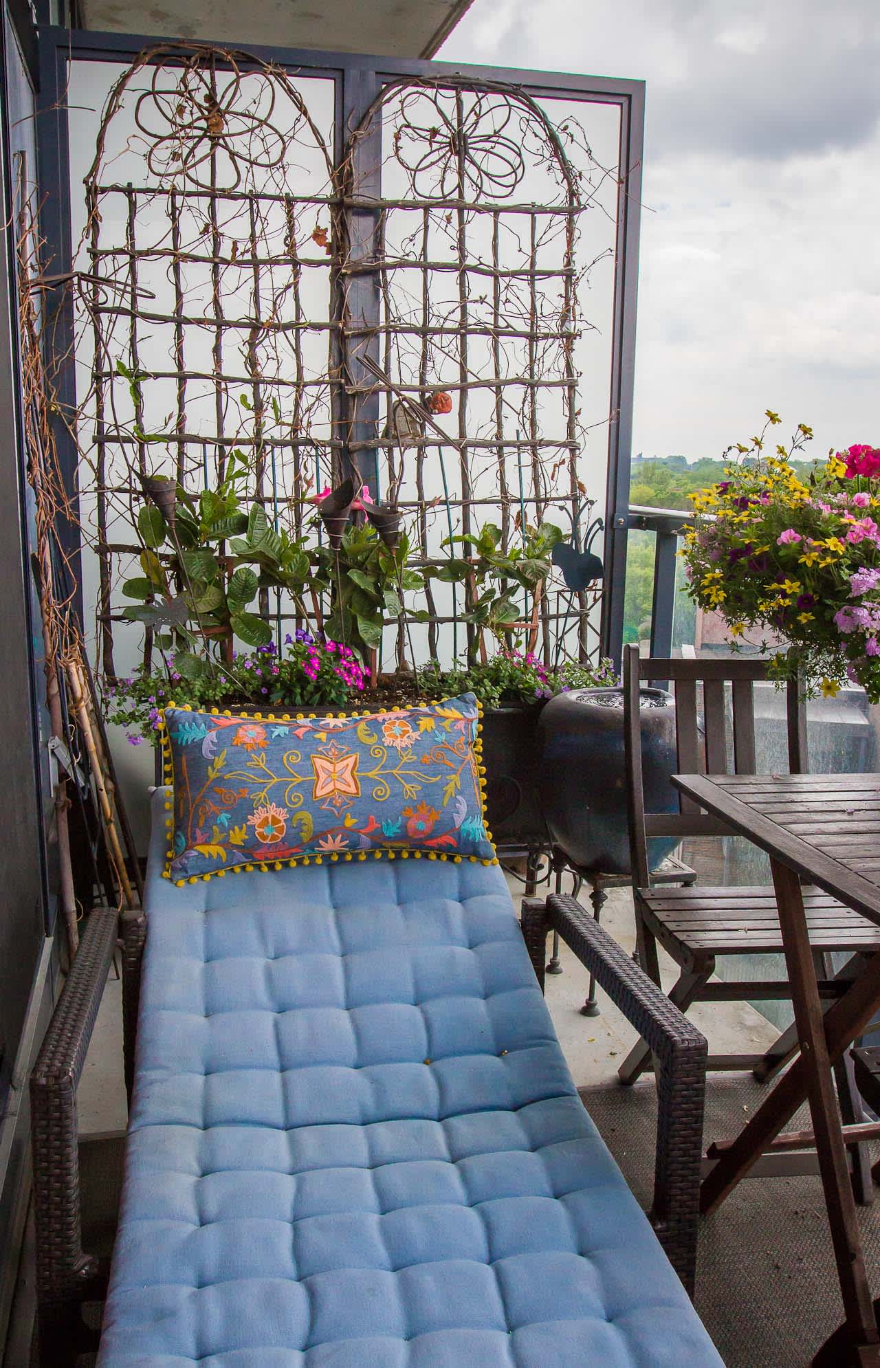 21 Best Balcony Ideas - How to Decorate a Small Balcony | Apartment Therapy
