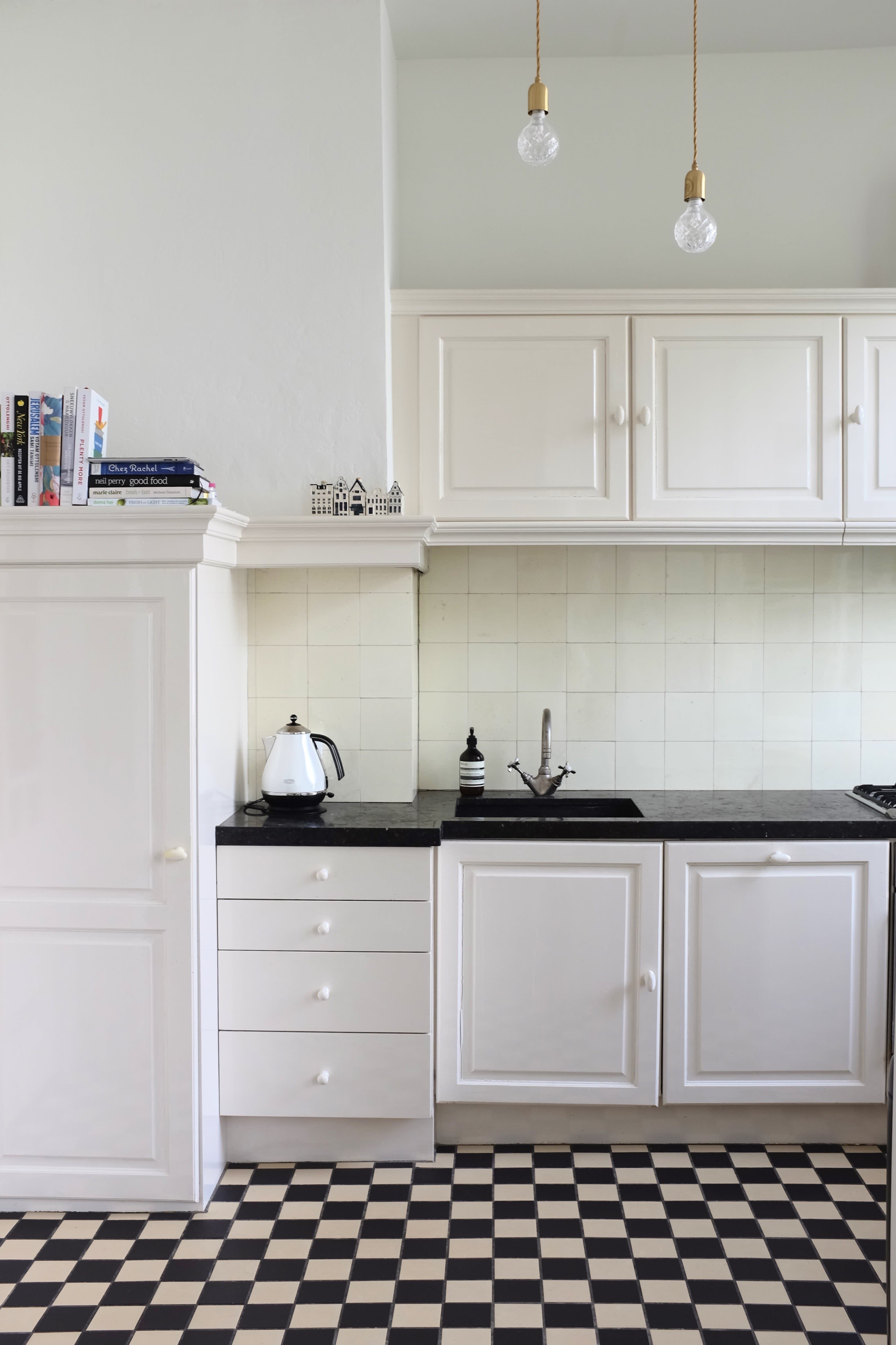 Price Estimates Black White Checkerboard Tiles For Every Budget Apartment Therapy