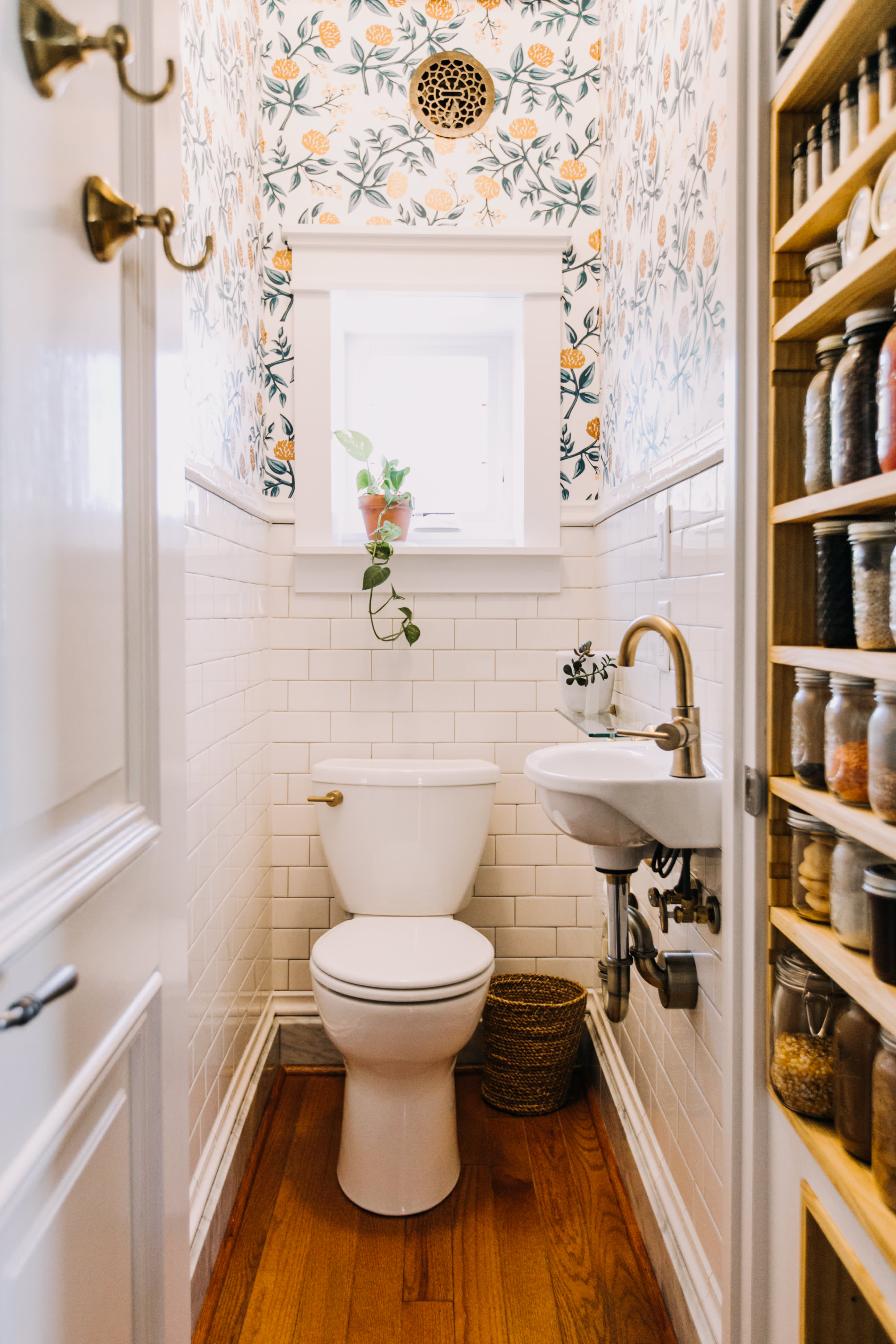 Small Bathroom Design Ideas Room By Room Challenge - Bank2home.com