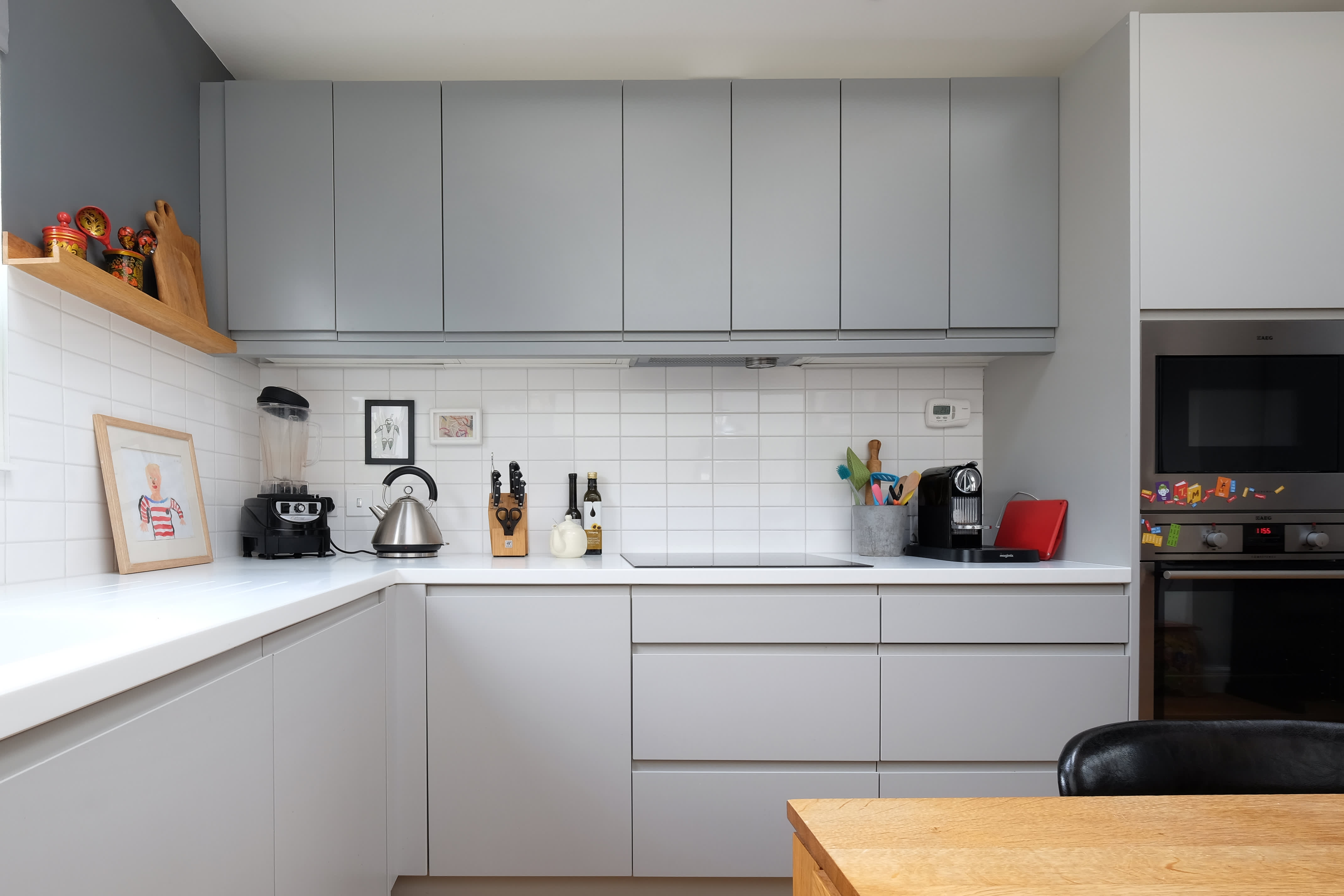 Modern Comfort Apartment, Kitchen Modern Comfort from Qun F…