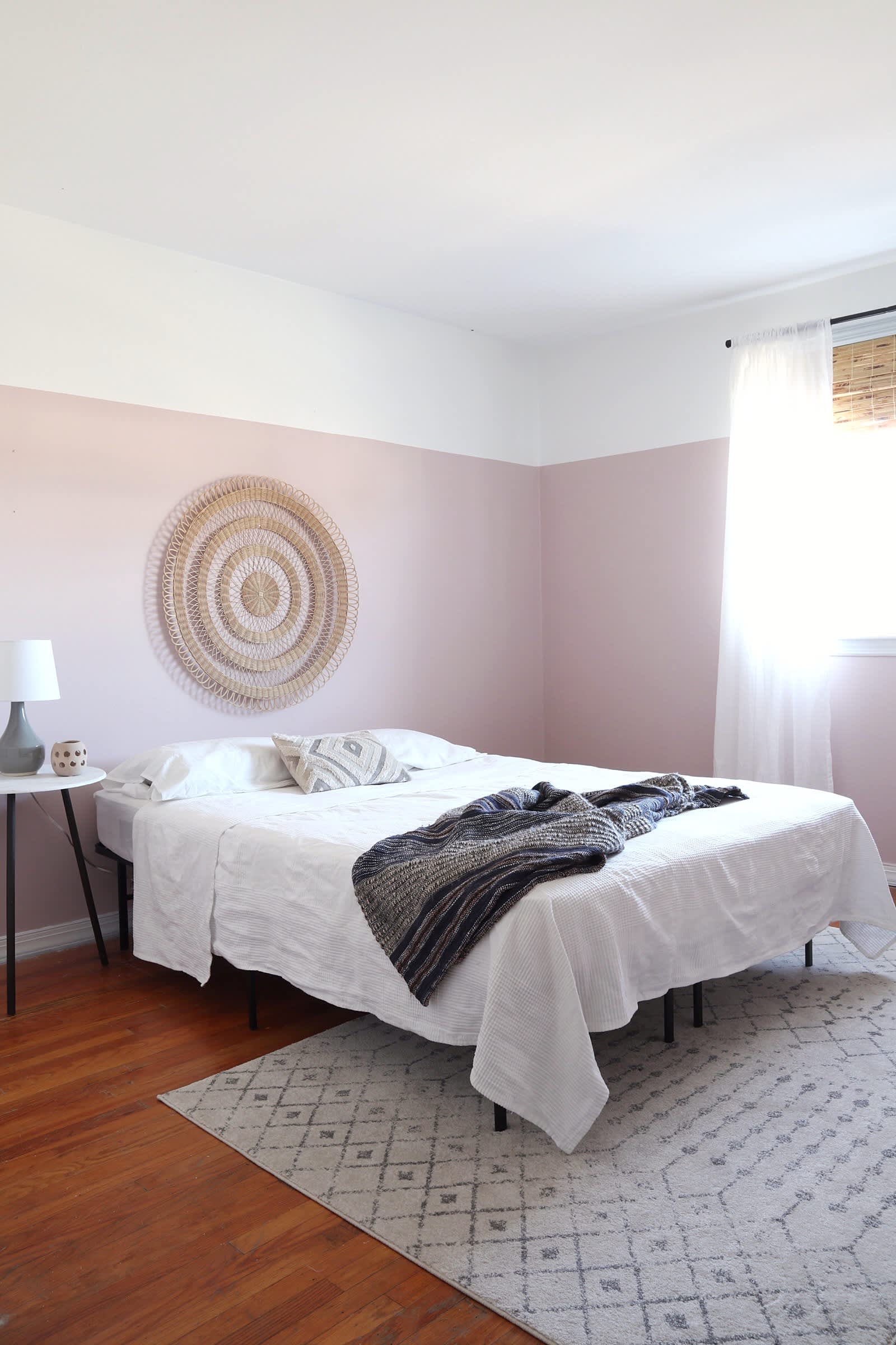 What Colors Go With Light Pink? 12 of the Best Options