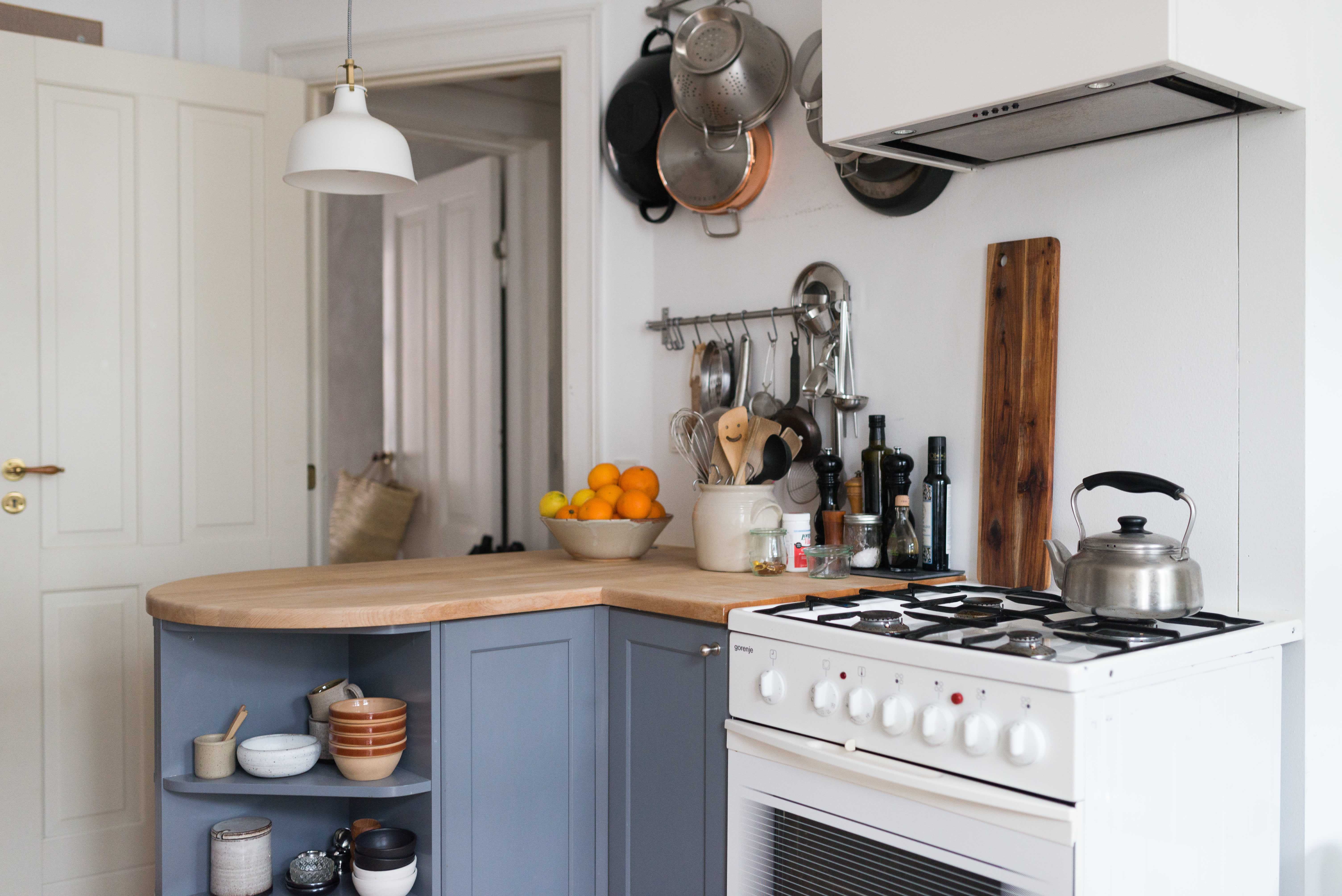 7 Smart Ways To Save A Ton Of Space In Your Small Kitchen