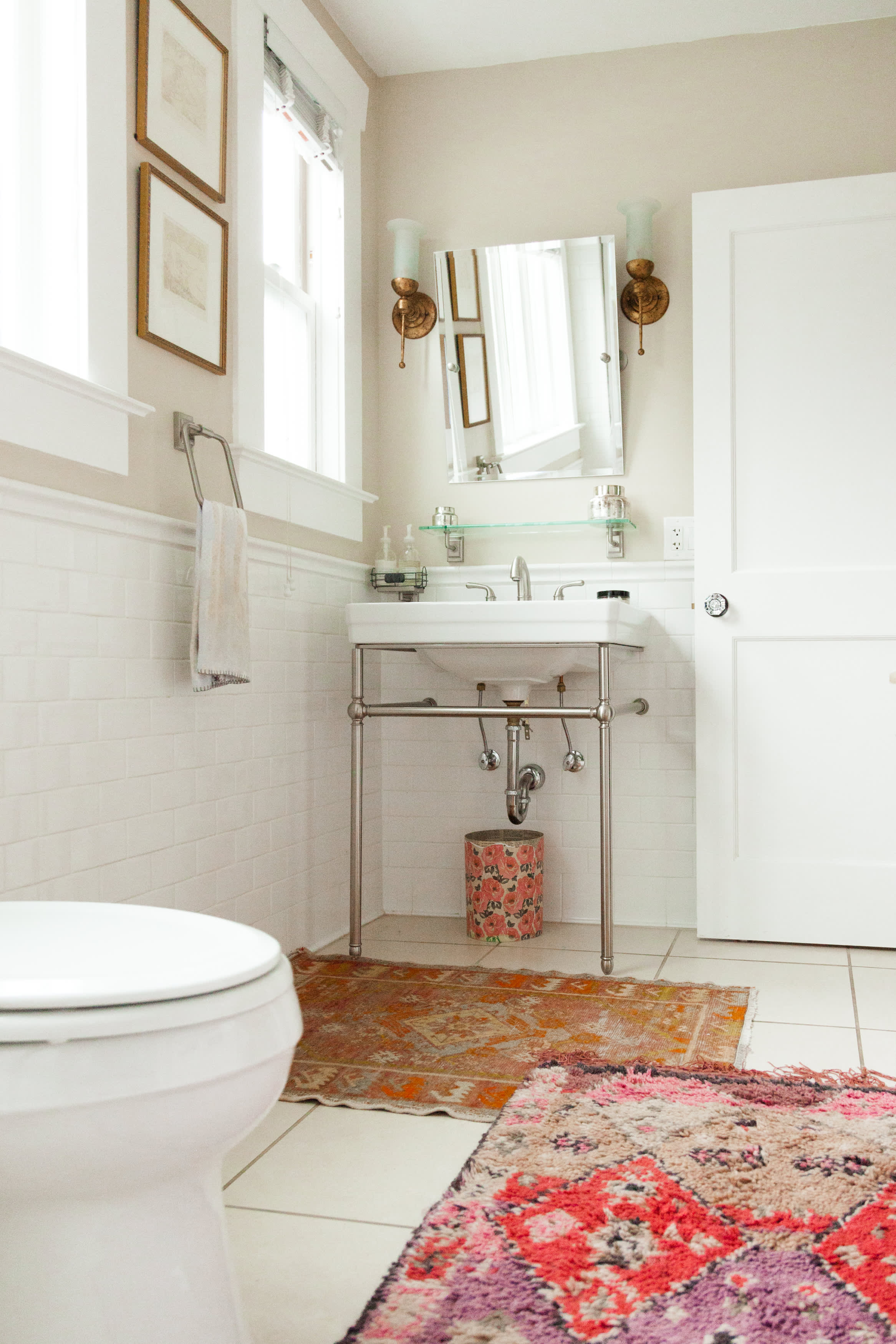 Look We Love: Using Real Rugs in the Bathroom