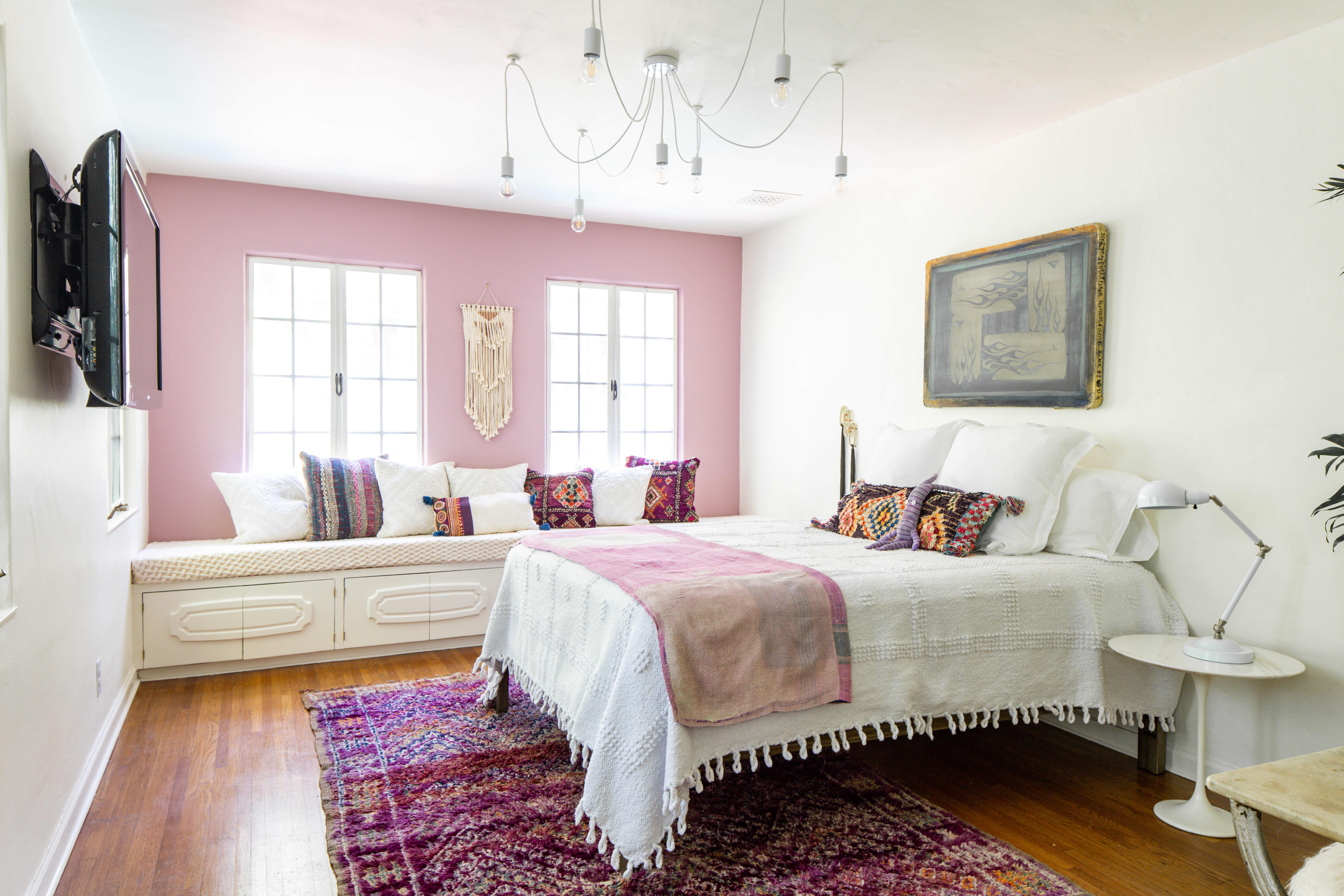 Featured image of post Black And Purple Aesthetic Room Decor : Be inspired by these aesthetic tiktoks.¿sabes como decorar tu habitación para que quede super bonita?