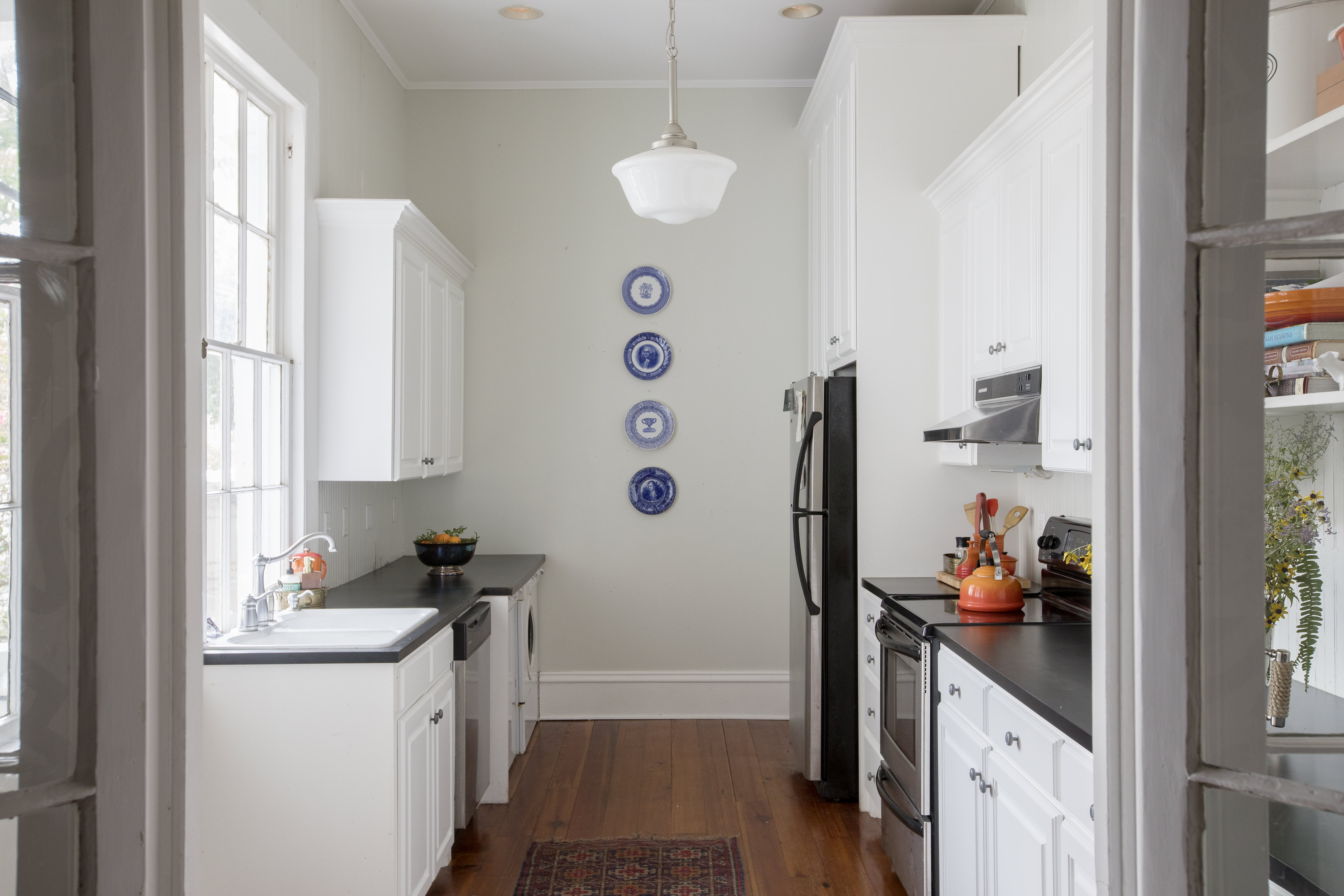 These Yamazaki Steel Hangers Free Up Counters Space — No Drilling Required