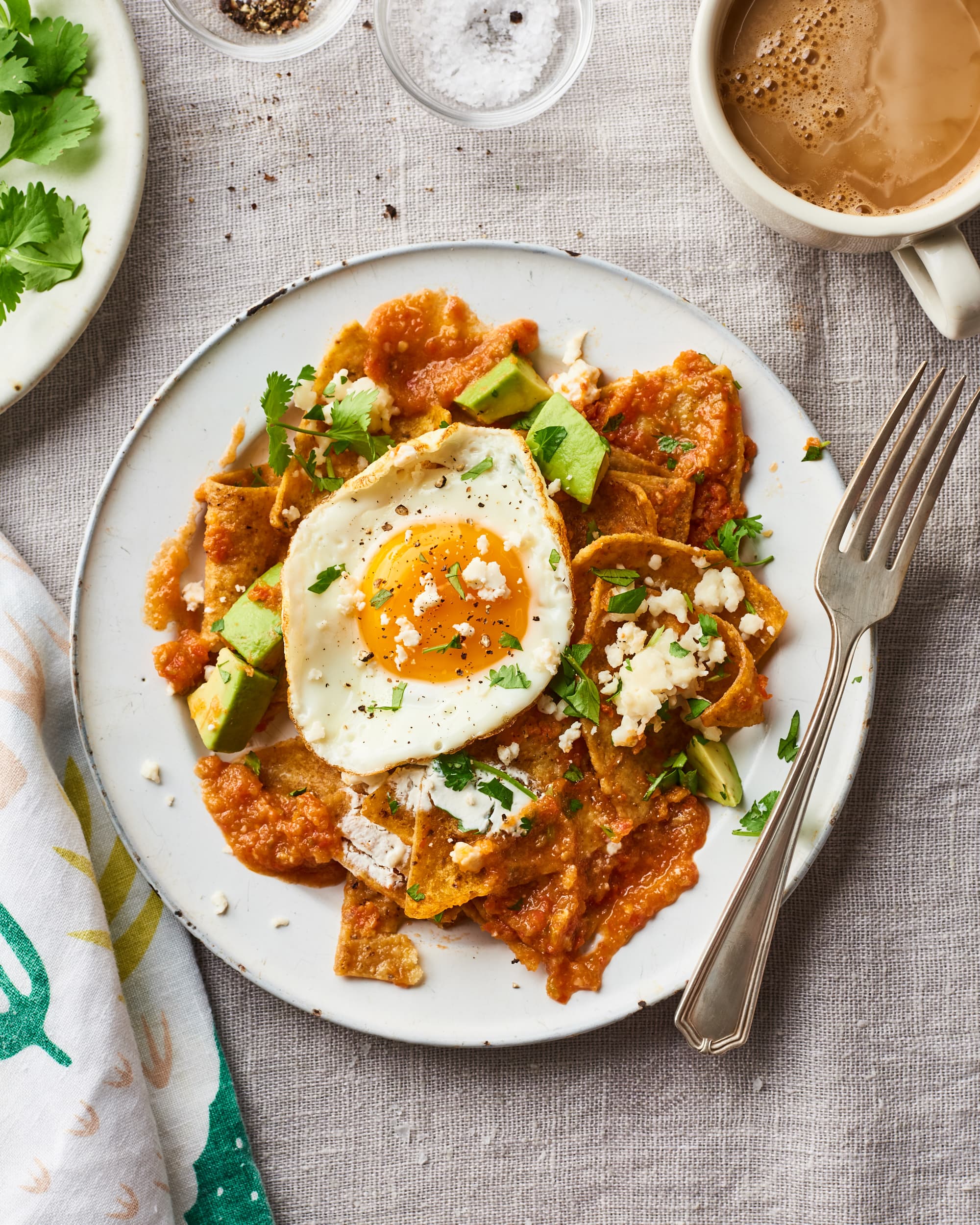 Crispy Corn Flakes Chilaquiles With Eggs Recipe - Kellogg's ZA