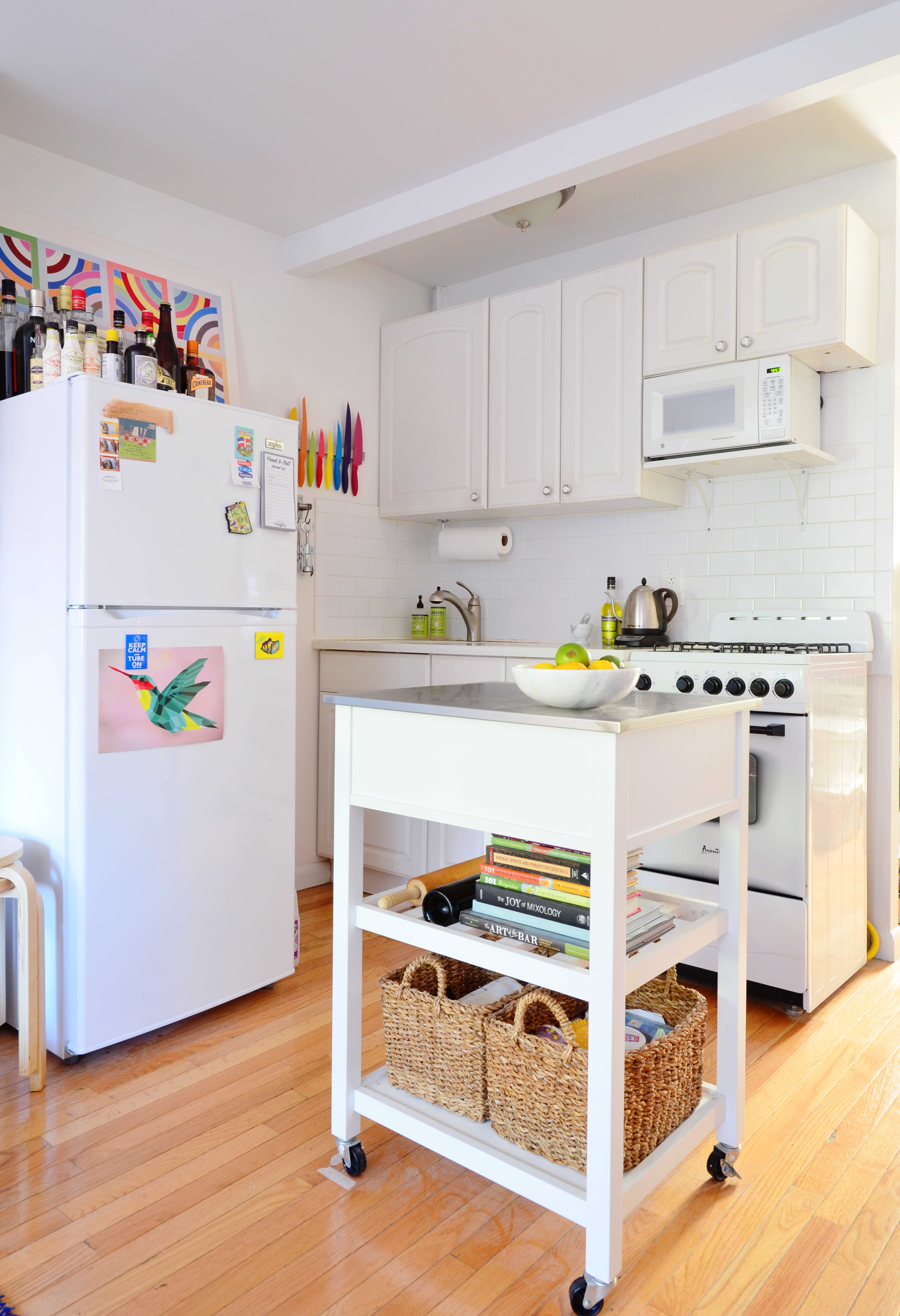 40+ best small kitchen design ideas - decorating tiny apartment