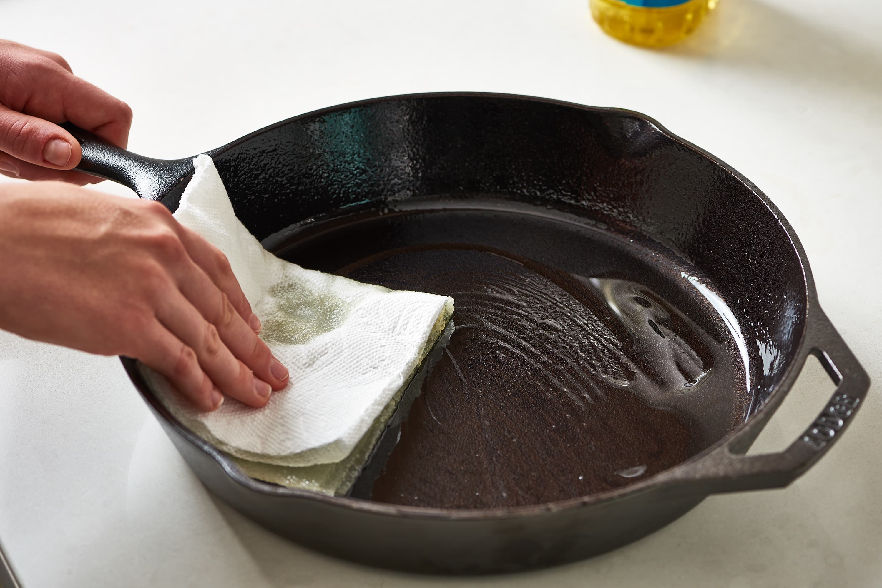 Cast Iron Skillets: Everything You Need To Know - How To 