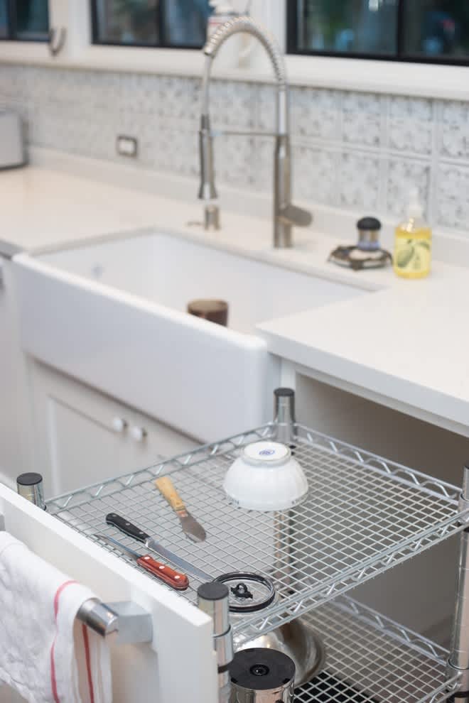 Dish Drying Rack In-cabinet Over Sink. Minimalist Dish Rack 