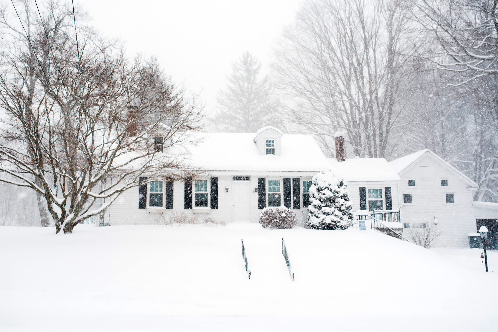 How to Stay Warm and Safe When the Power Goes Out